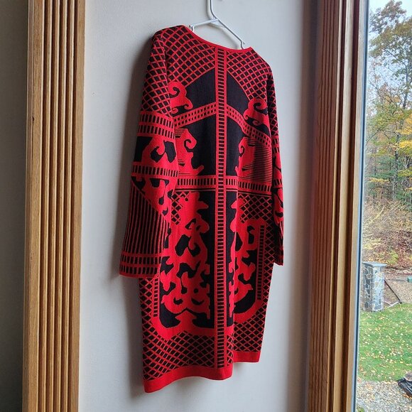 VENUS Red/Black Print Sweater Dress Size 1X - Picture 12 of 16